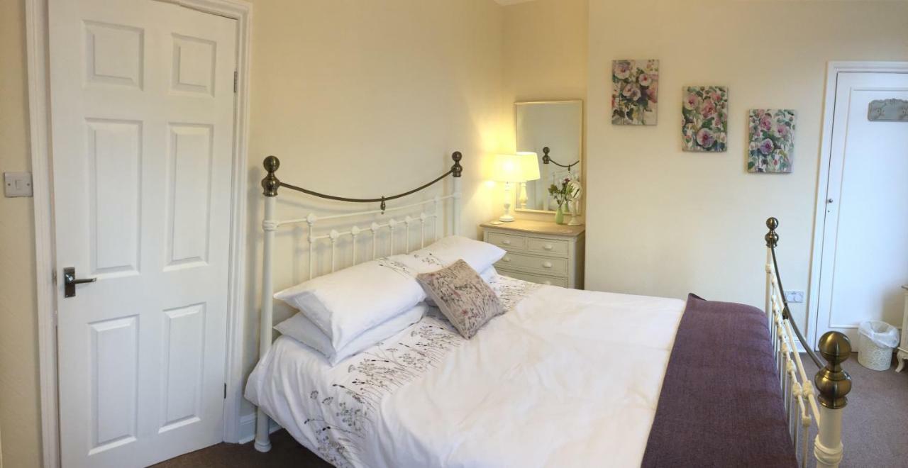 Browns Holiday Cottage Filey Luaran gambar